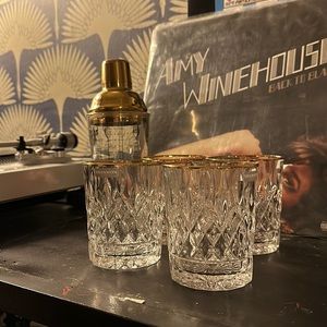 NWOT Four Crystal tumblers 70s chic.